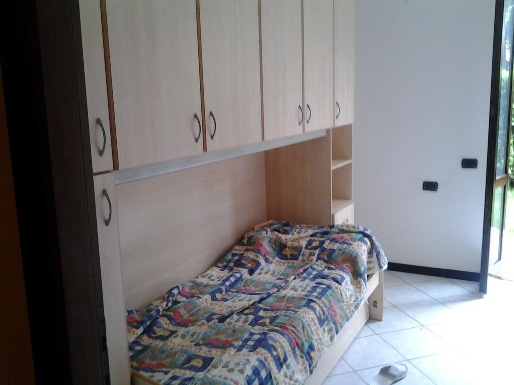 Villetta Rossini Appartamento Da Condividere Con Me Luciano Servizio Ospiti Taxi Driver Navetta No Wifi 2 Camera Da Letto Per 5 Persone Valbrembo Kültér fotó